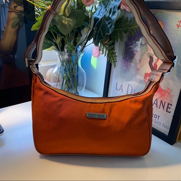 AUTHENTIC GUCCI BAG - Picture 2 of 13